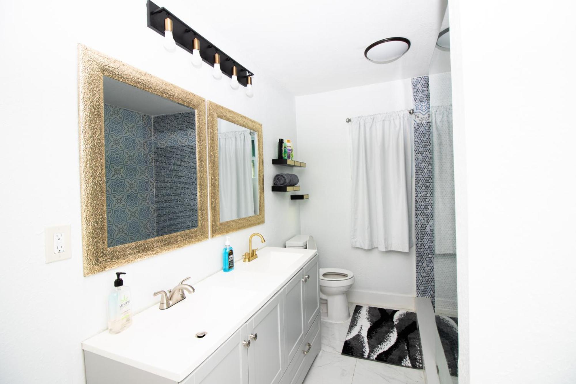 Shared Home - Close To The Beach Riviera Beach Luaran gambar