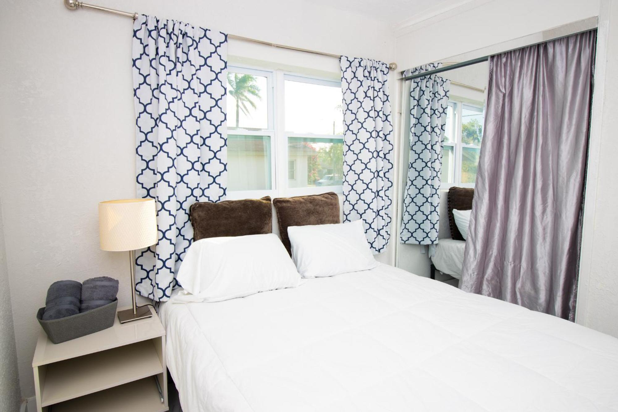Shared Home - Close To The Beach Riviera Beach Luaran gambar